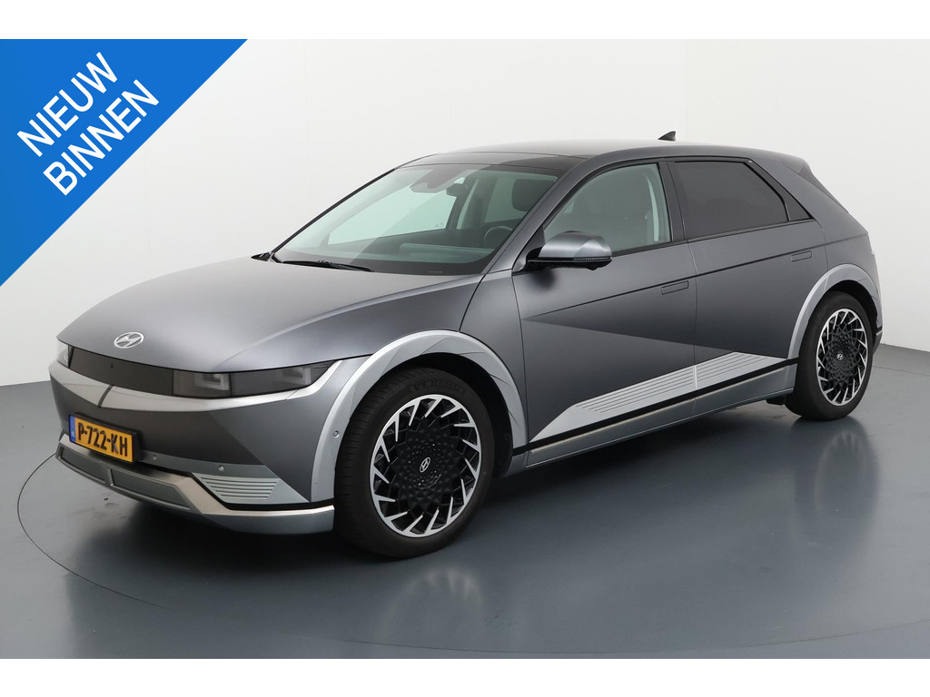 56184558
